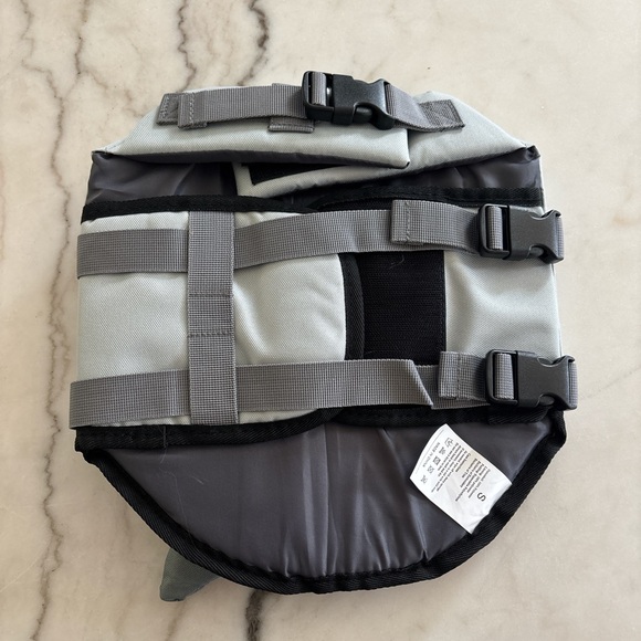 Dog Swim Vest Shark Size S Shark Dog Life Jacket Swim Vest Safety Flotation Coat - Picture 2 of 4